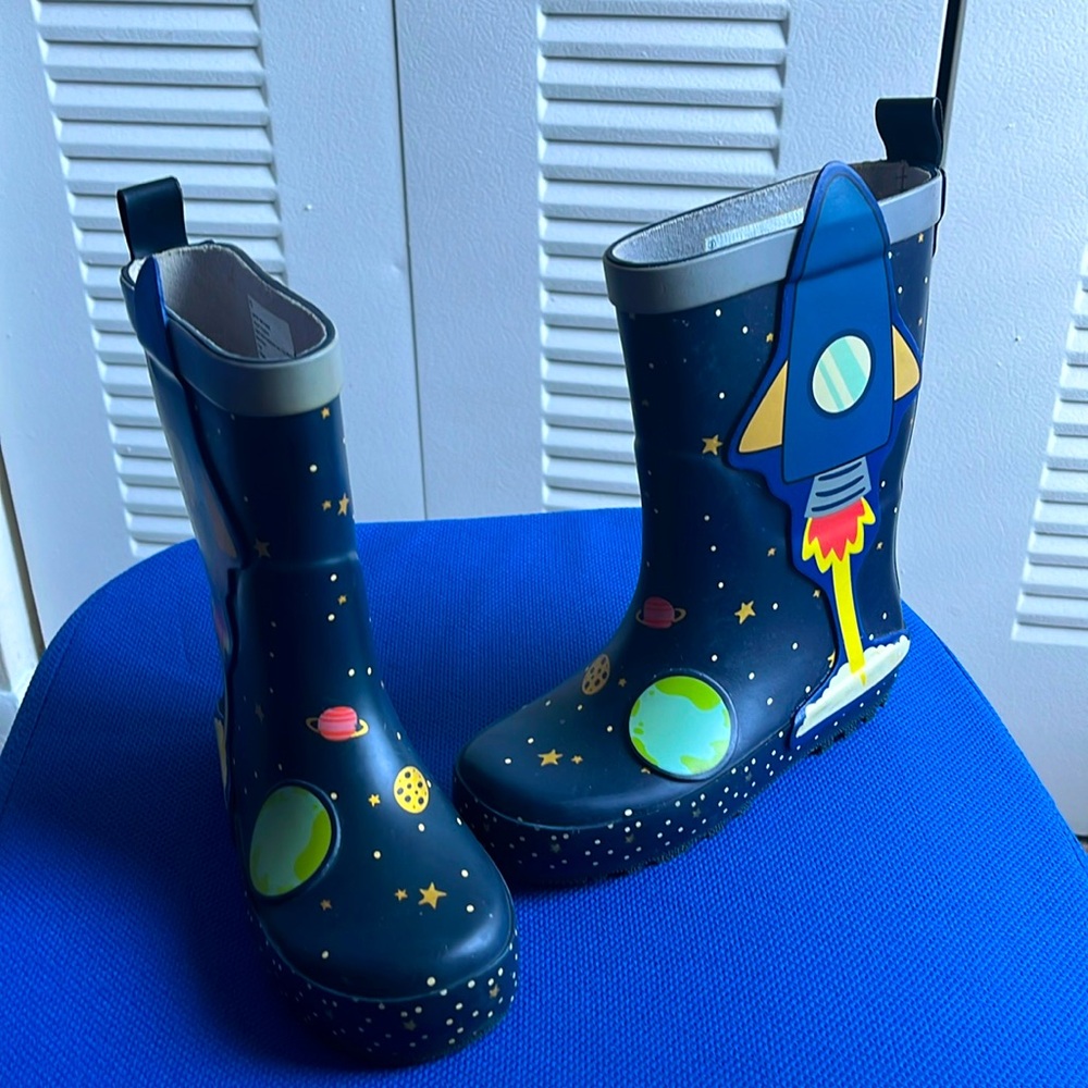 Cat & Jack space theme rain boots, slightly used size US 9.